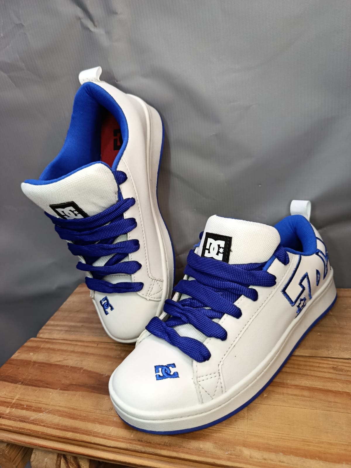 Zapatillas DC Court Graffik Importadas